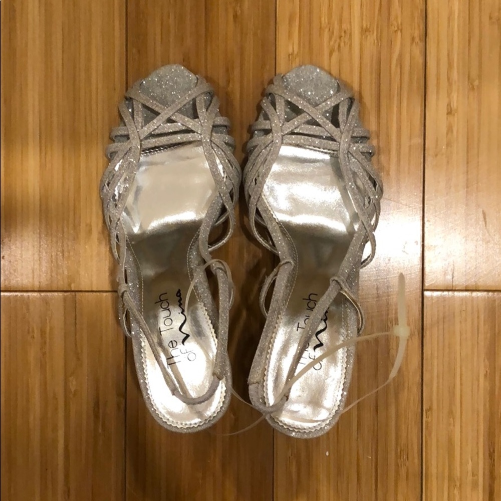BRAND NEW SPARKLY SILVER HEELS!!!